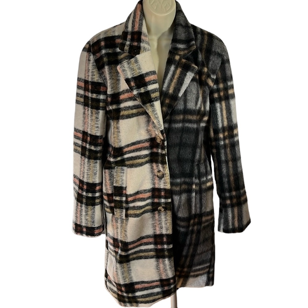 Buckle Black size XS ivory, black & gold plaid wool blend coat 14”back slit